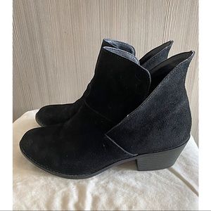 Suede Me Too Booties - Sz 6.5